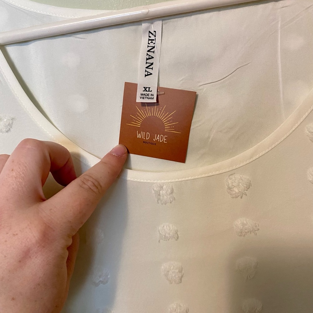 NWT Tank Top - Picture 2 of 2